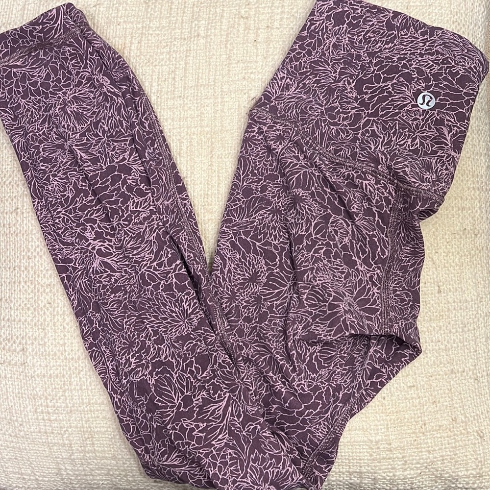Lululemon leggings size 0